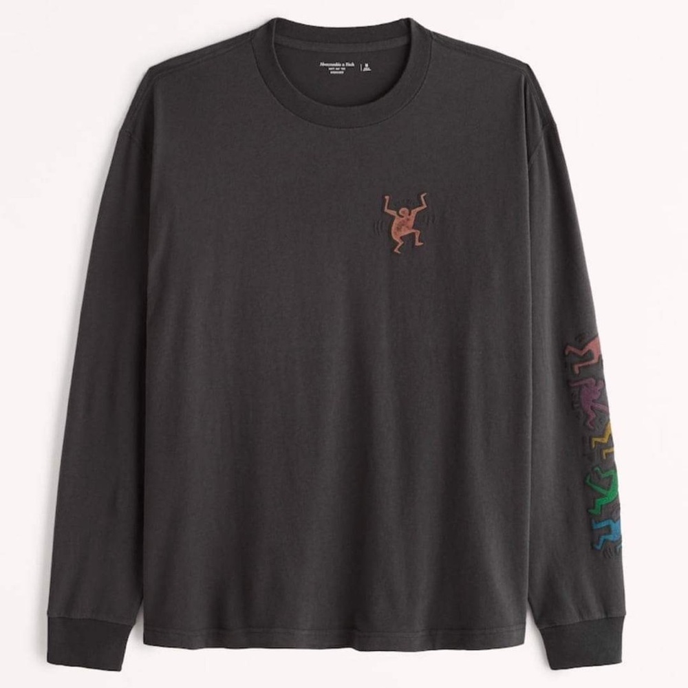 Abercrombie and Fitch Long sleeve Tee size Medium NWT
